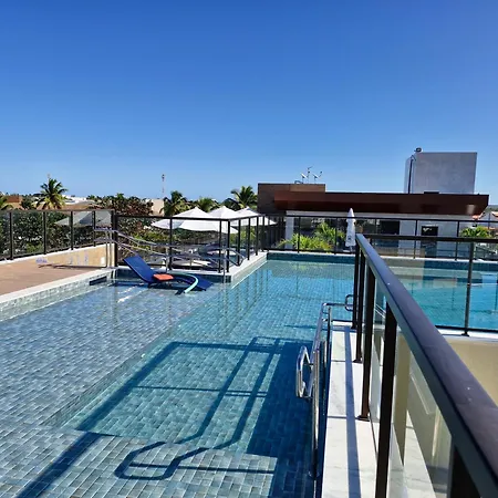 Flat com Piscina, Rooftop e Poucos Passos da Praia-2